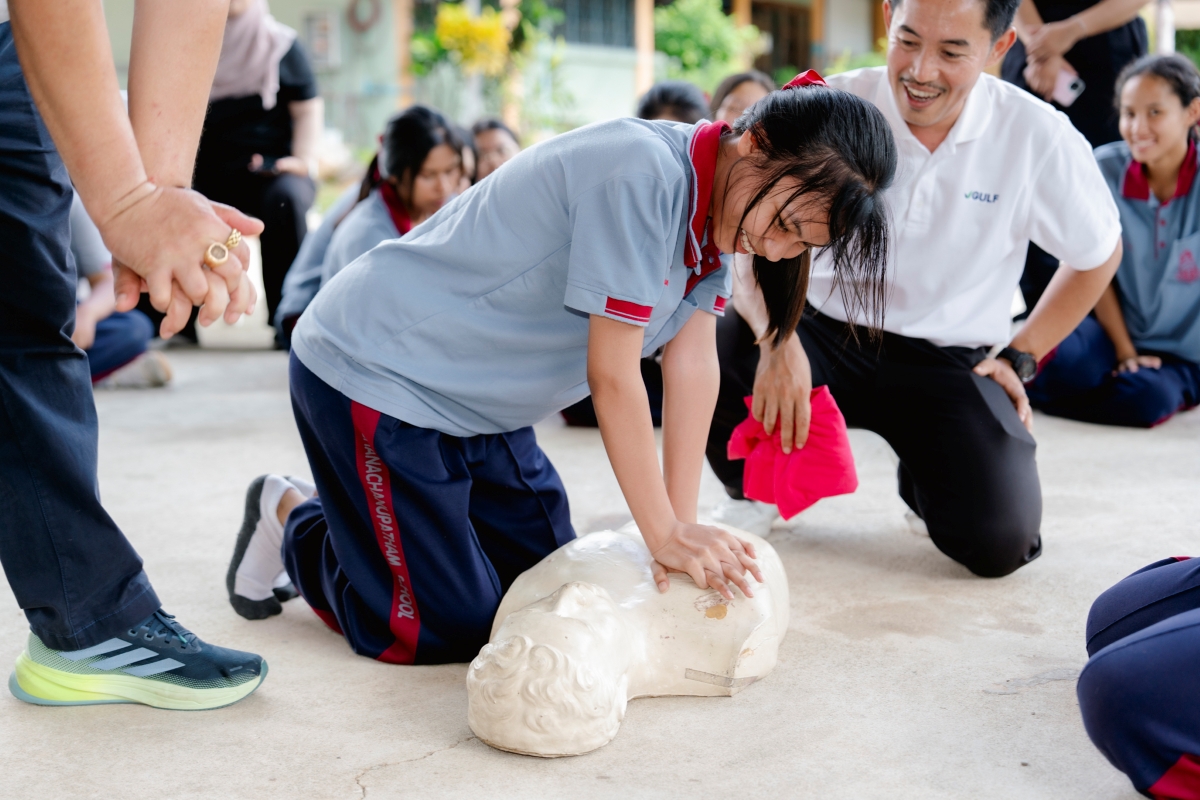 GULF Empowers Communities with ‘GULF Care’ Disaster Preparedness Initiative Equipping youth in Songkhla with vital life-saving skills for emergency and flood response — photo 4